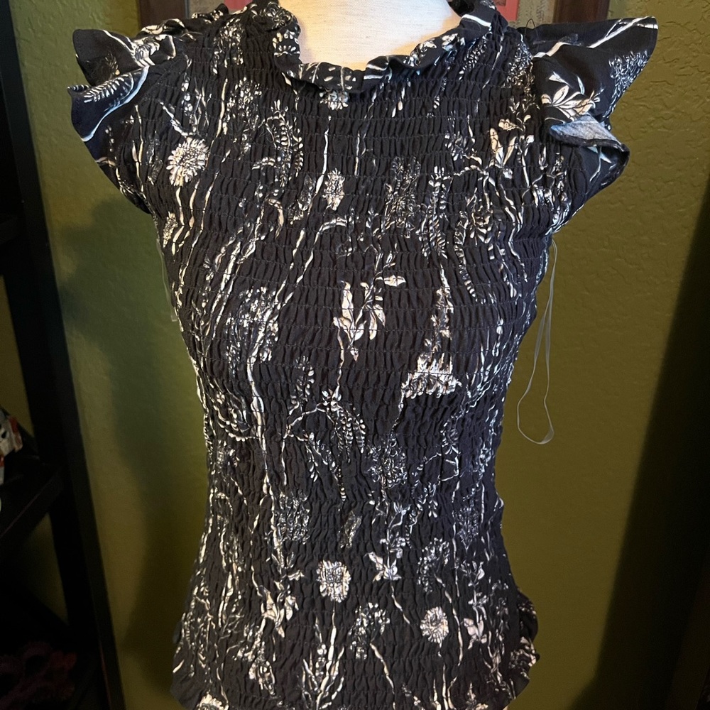 NWT Inc top